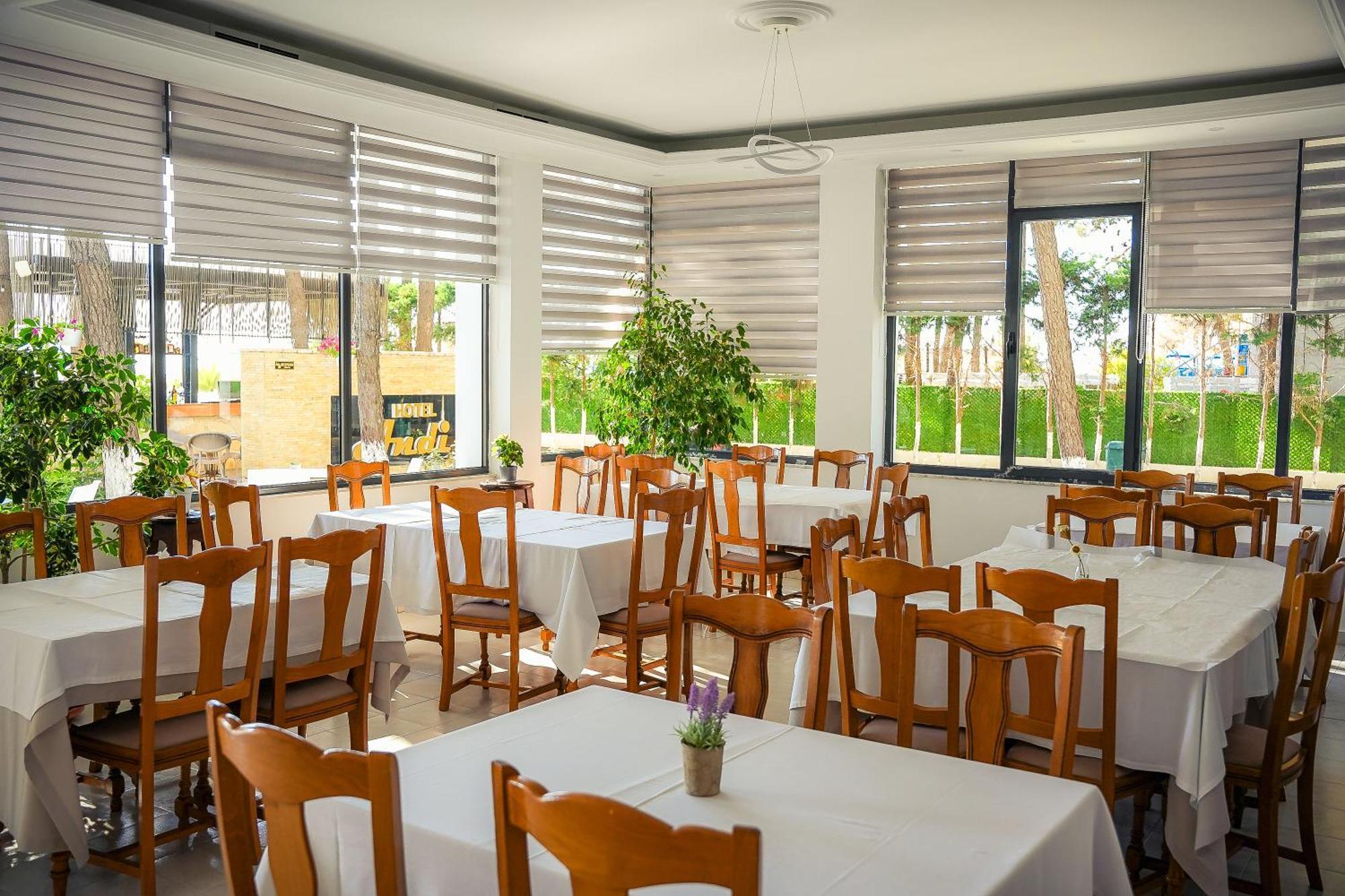 Hotel Andi Дуррес Екстер'єр фото